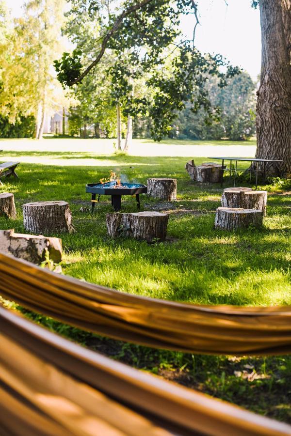 Glamping Mella Muiza Hotel Jurmala Luaran gambar